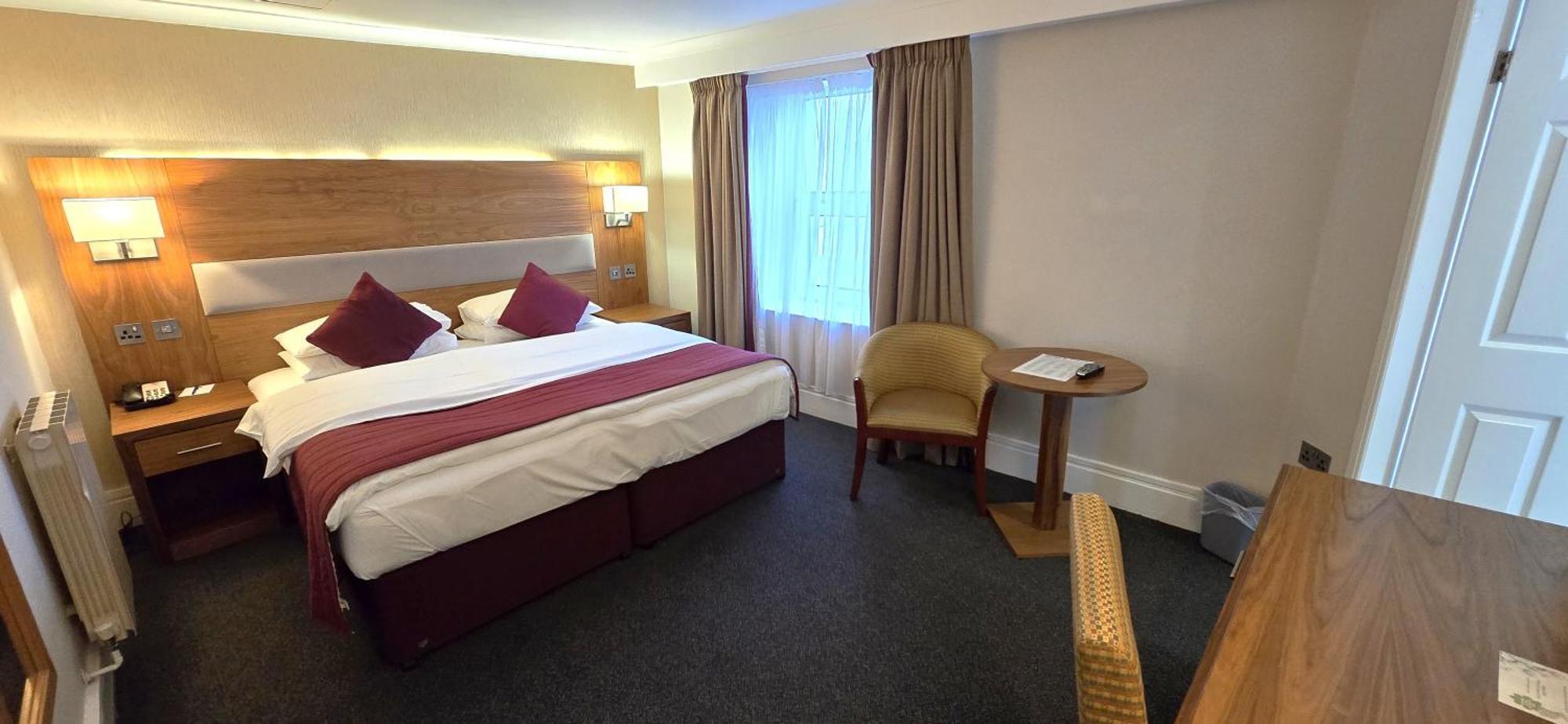 The Empress Hotel ดักลาส ภายนอก รูปภาพ